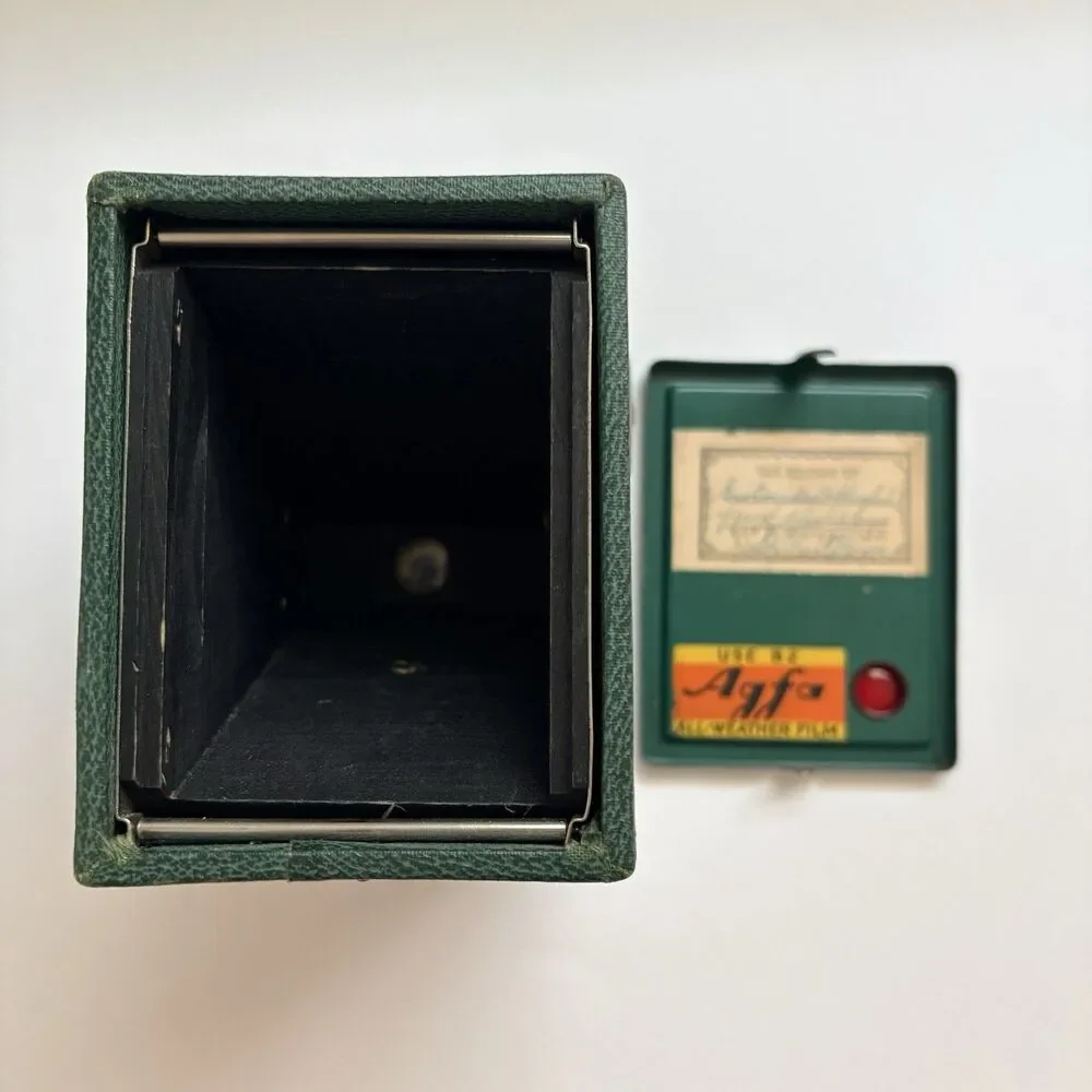 Vintage Green Agfa Ansco No. 2  Box Camera Model E With Manual - As Is